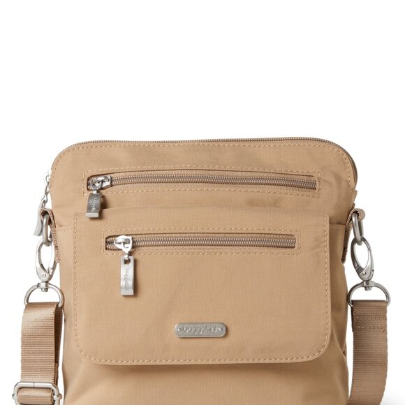 Baggallini Let's Escape Crossbody - Beach - Picture 1 of 6